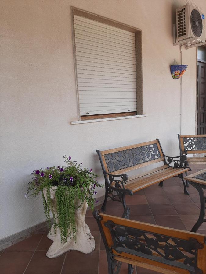 La Casa Di Bia Bed & Breakfast Corleone Exterior photo